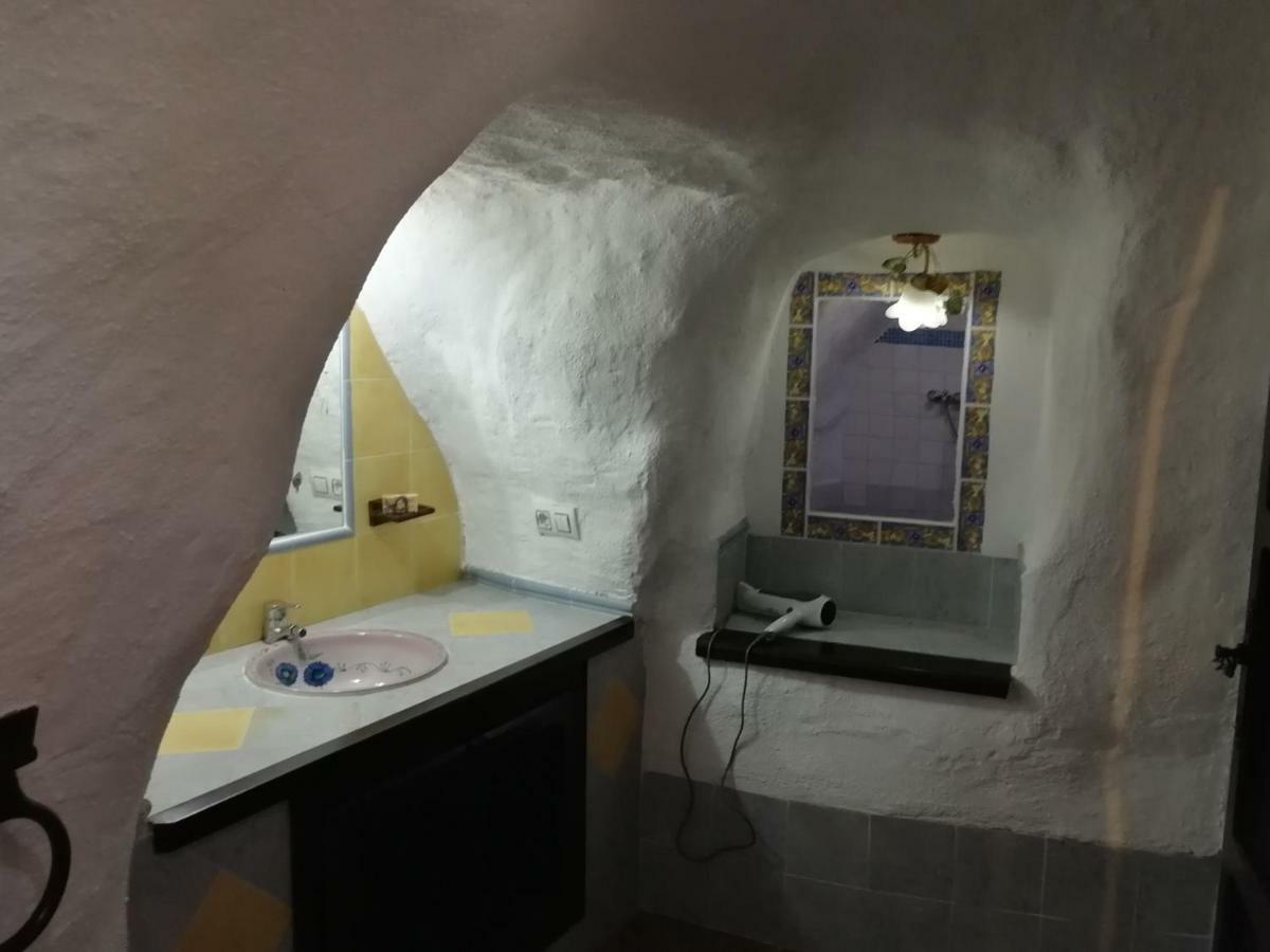 Cueva Peralta Villa Cortes de Baza Exteriör bild
